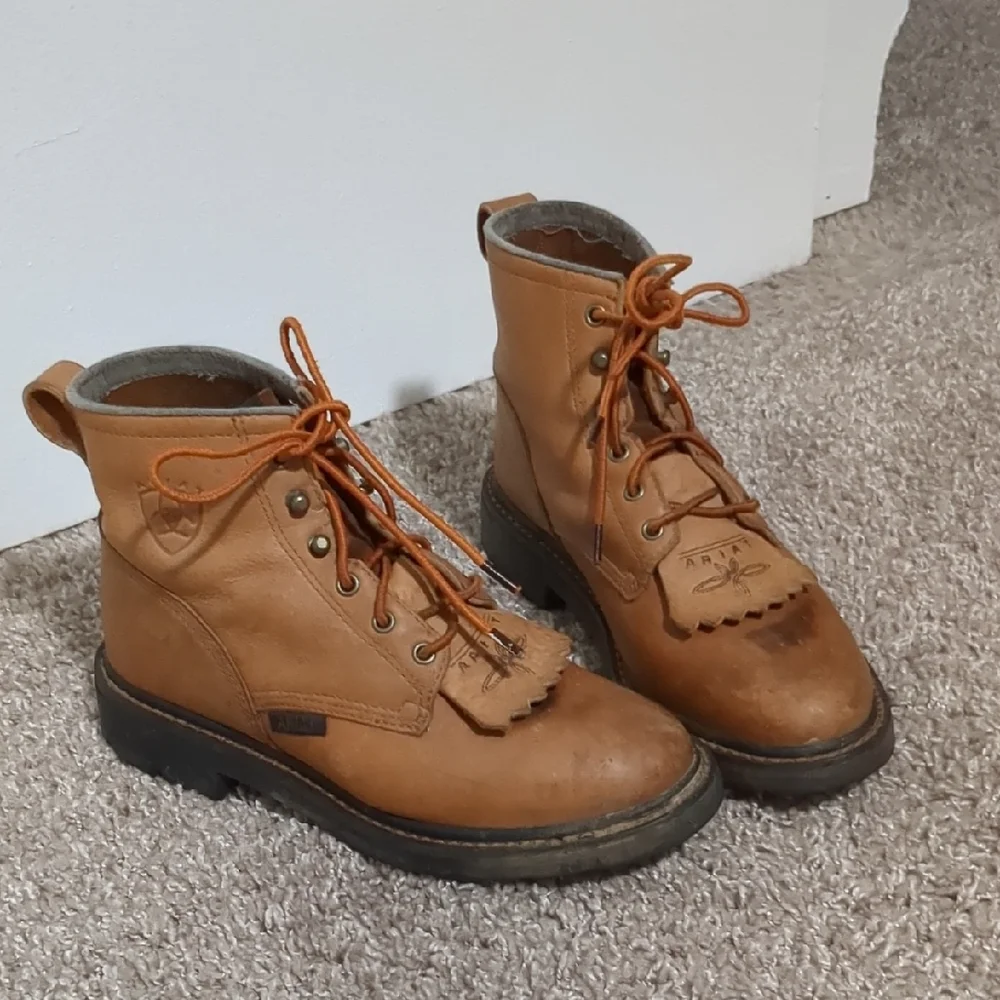 Vintage Ariat Leather Work Lace Up Booties